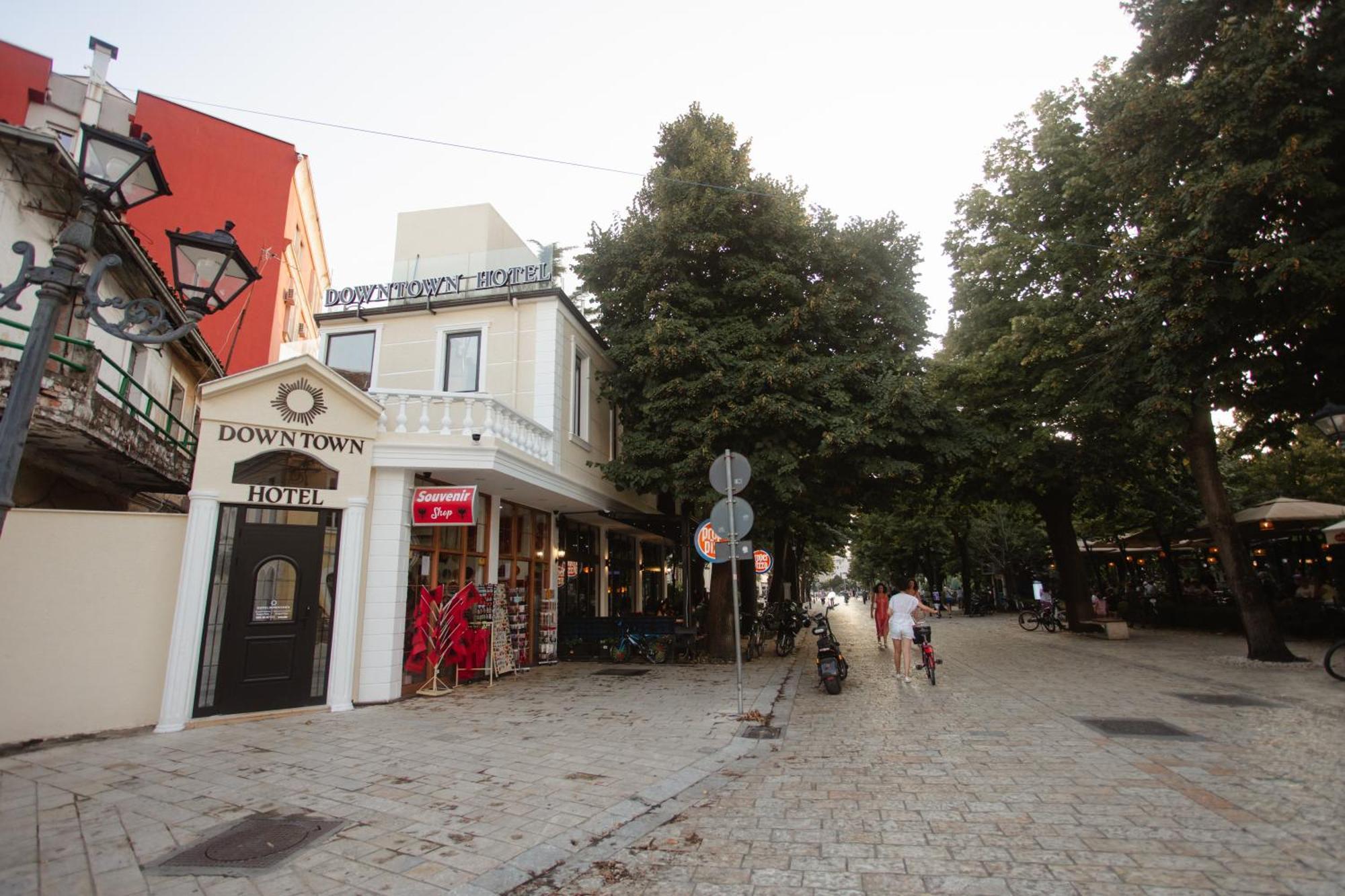 Downtown Hotel Shkoder Exterior photo